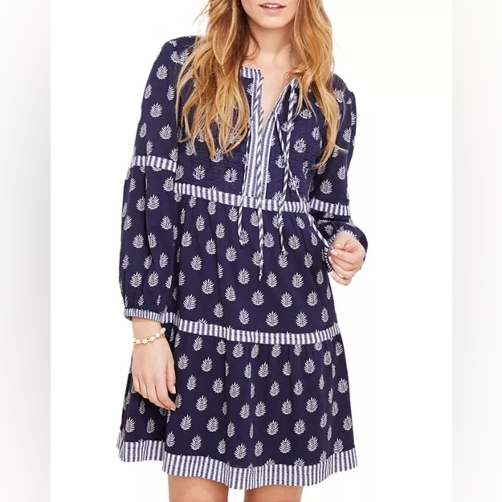 Vineyard Vines Navy Dress with White Leaf Pattern